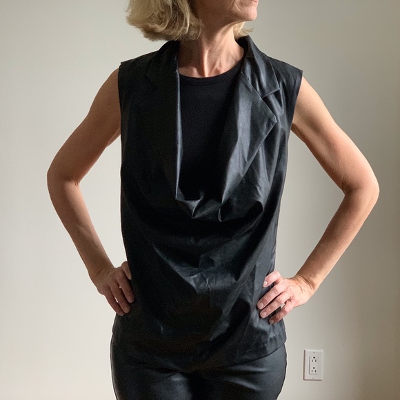 DIXIE sleeveless faux leather top - Picture 1 of 7